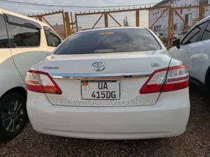 Toyota Premio 2011 White