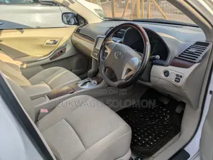 Toyota Premio 2011 White