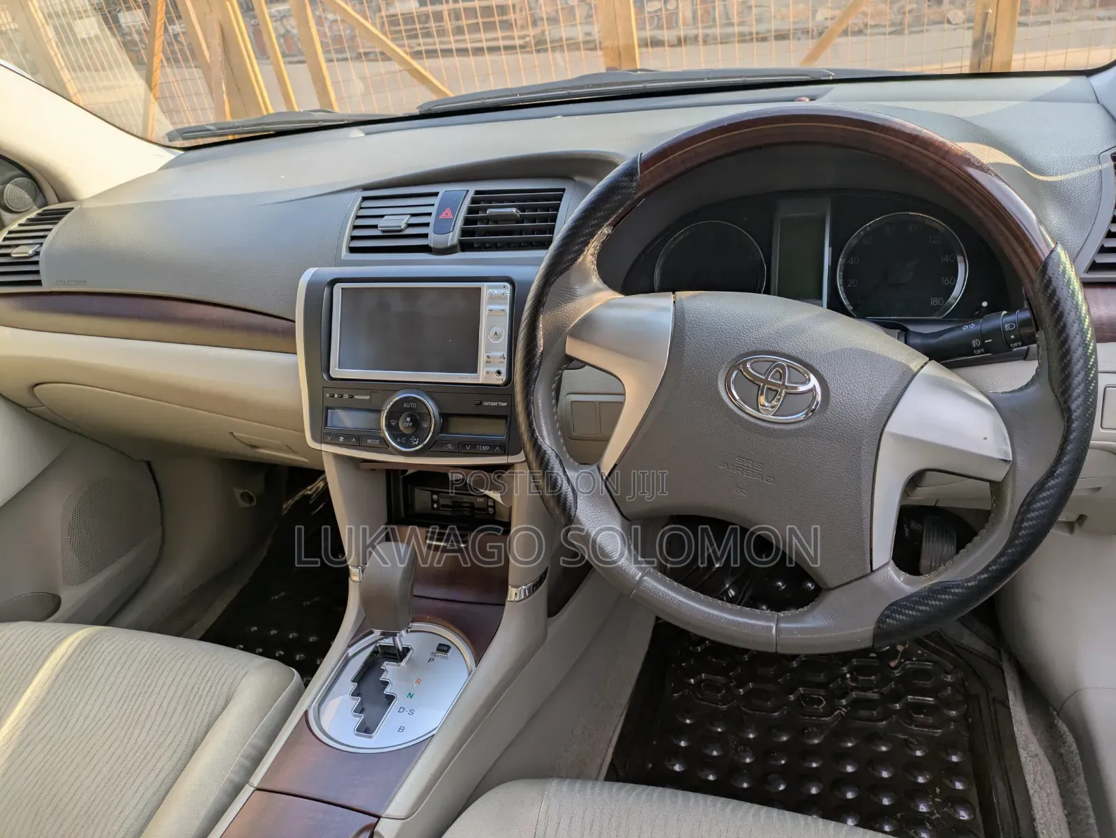 Toyota Premio 2011 White