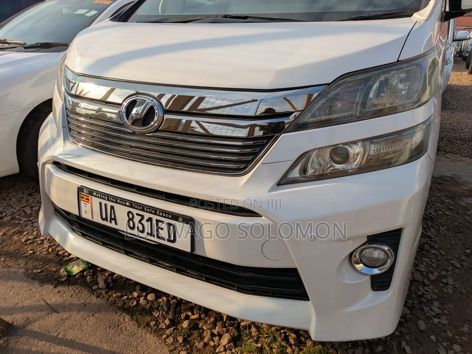 Toyota Alphard 2010 White