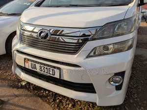 Toyota Alphard 2010 White