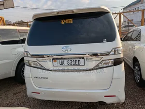 Toyota Alphard 2010 White