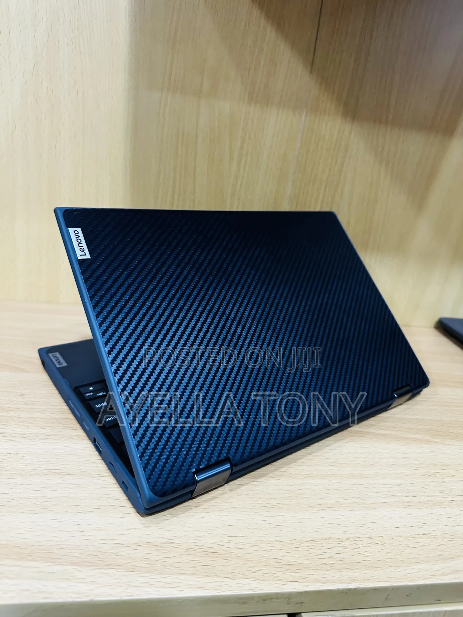 New Laptop Lenovo 300e 4GB Intel Pentium SSD 128GB