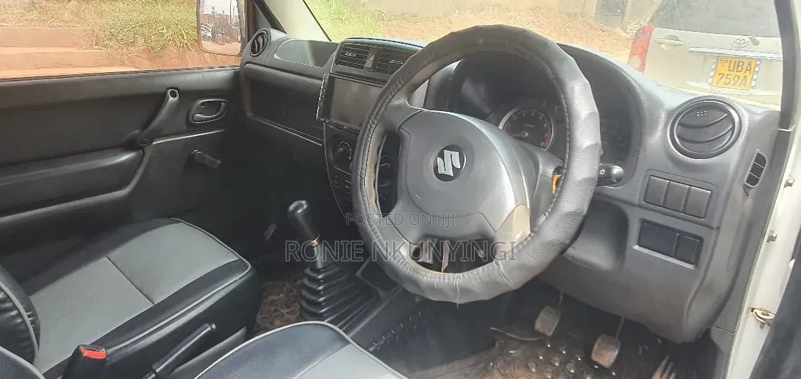 Suzuki Jimny 2005 White