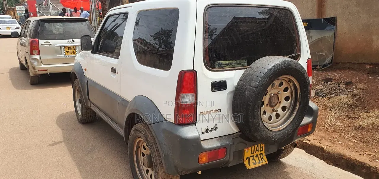 Suzuki Jimny 2005 White