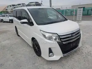 Toyota Noah 2.0 FWD (7 Seater) 2014 White