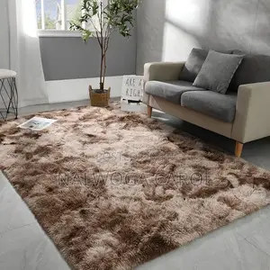 Fluffy Carpets / Center Carpets