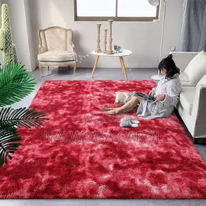 Fluffy Carpets / Center Carpets