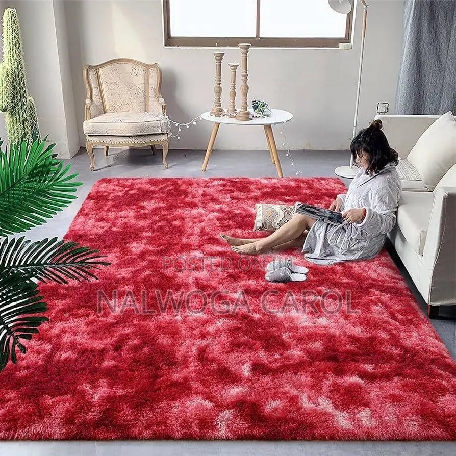 Fluffy Carpets / Center Carpets