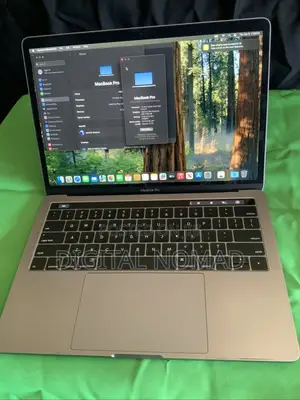 Laptop Apple MacBook Pro 2018 8GB Intel Core i5 SSD 256GB