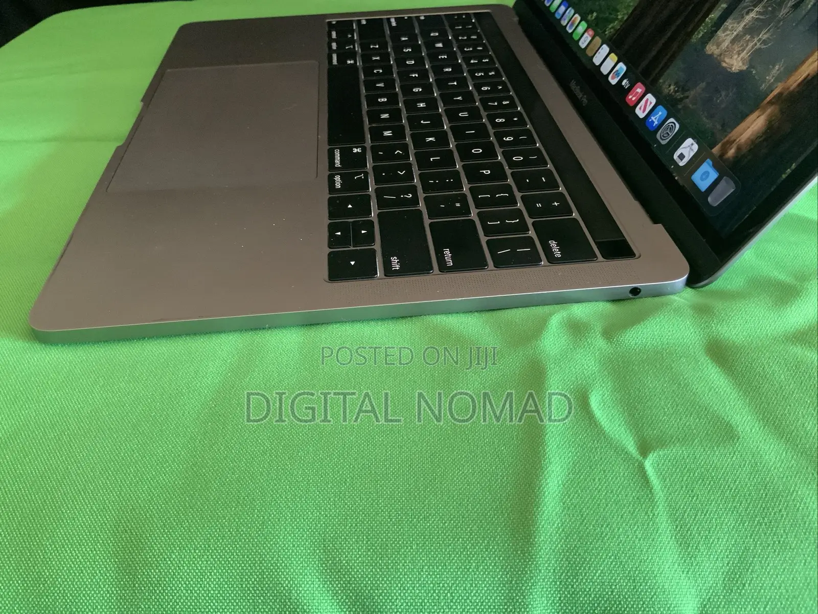 Laptop Apple MacBook Pro 2018 8GB Intel Core i5 SSD 256GB