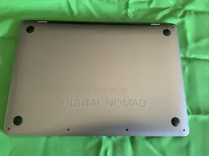 Laptop Apple MacBook Pro 2018 8GB Intel Core i5 SSD 256GB