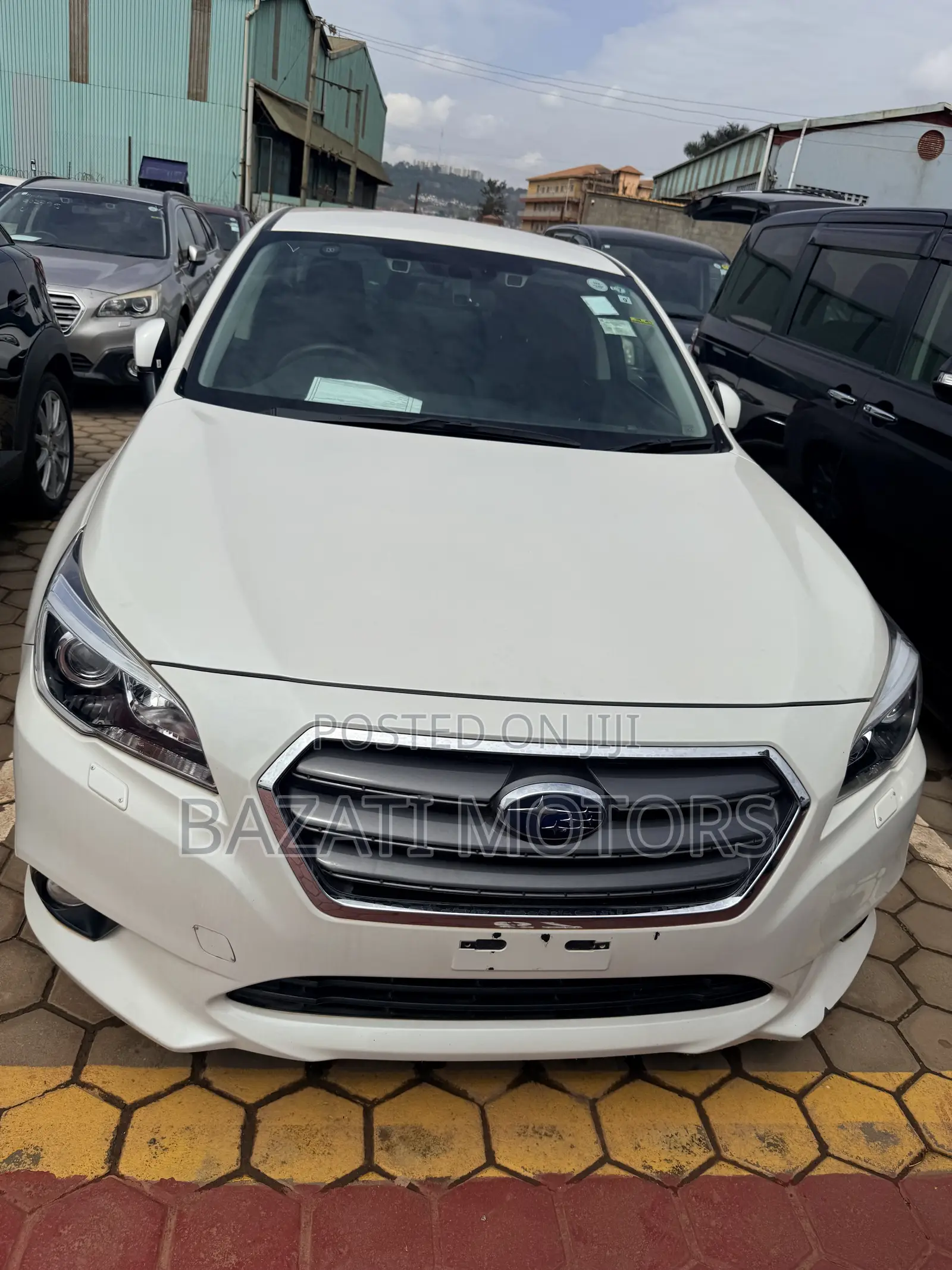 Subaru Legacy 2017 White