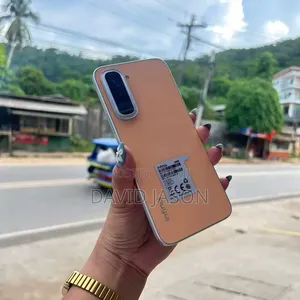 New Infinix Hot 70 256 GB Rose Gold