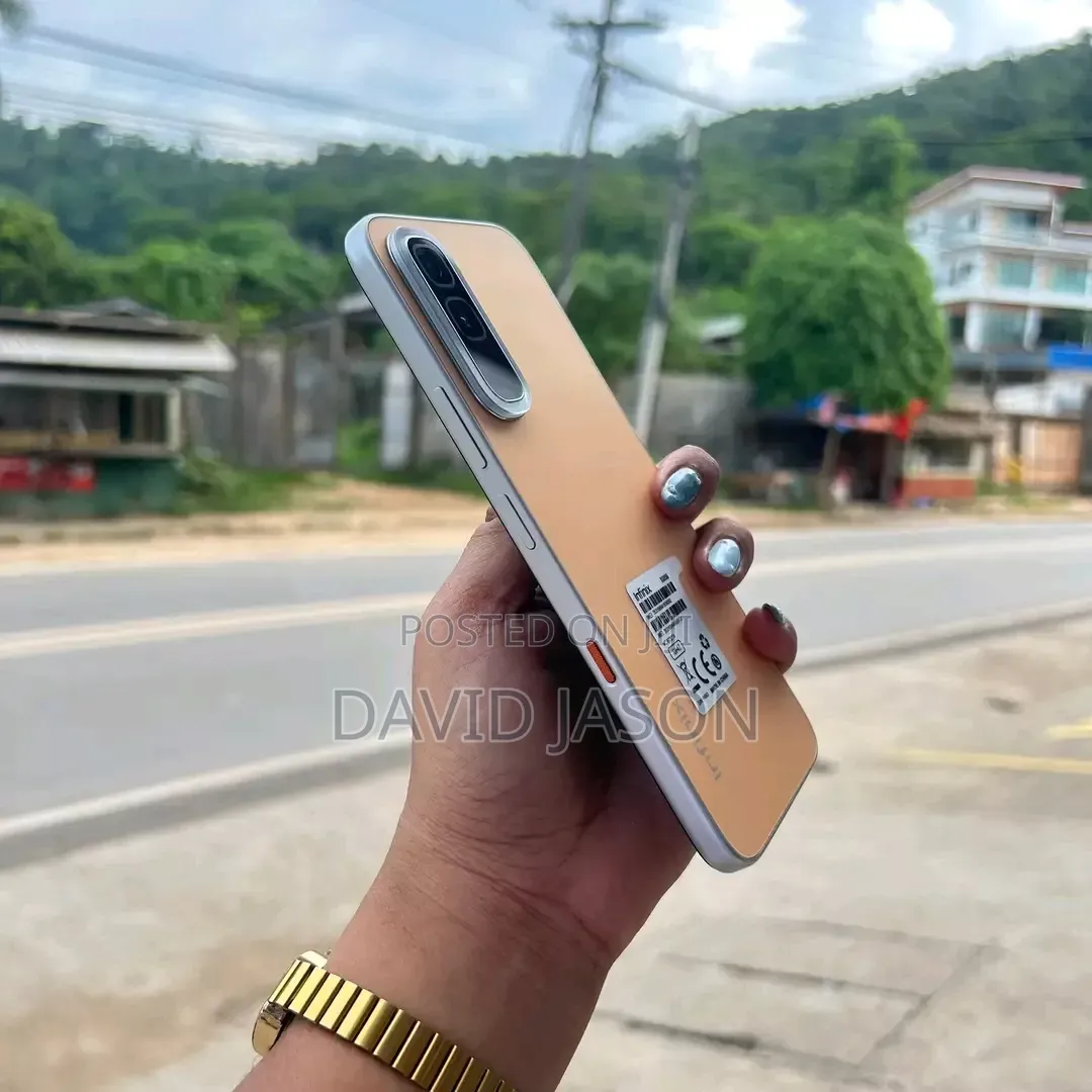 New Infinix Hot 70 256 GB Rose Gold