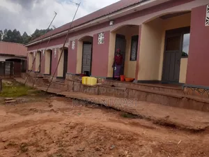 1bdrm House in 7 Units Single Rooms for sale