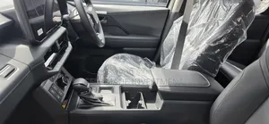 New Toyota Hilux 2025 White