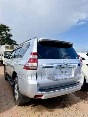 Toyota Land Cruiser Prado 2.7 VVT-i 2016 Silver