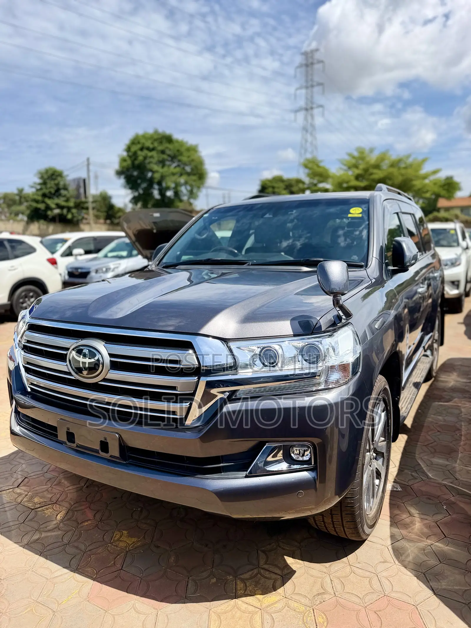 Toyota Land Cruiser 4.6 V8 ZX 2018 Gray