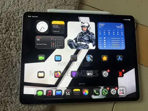 Apple iPad Pro 12.9 (2022) 256 GB Gray