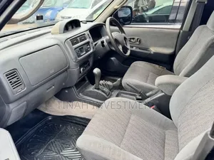 Mitsubishi Challenger 1999 Black