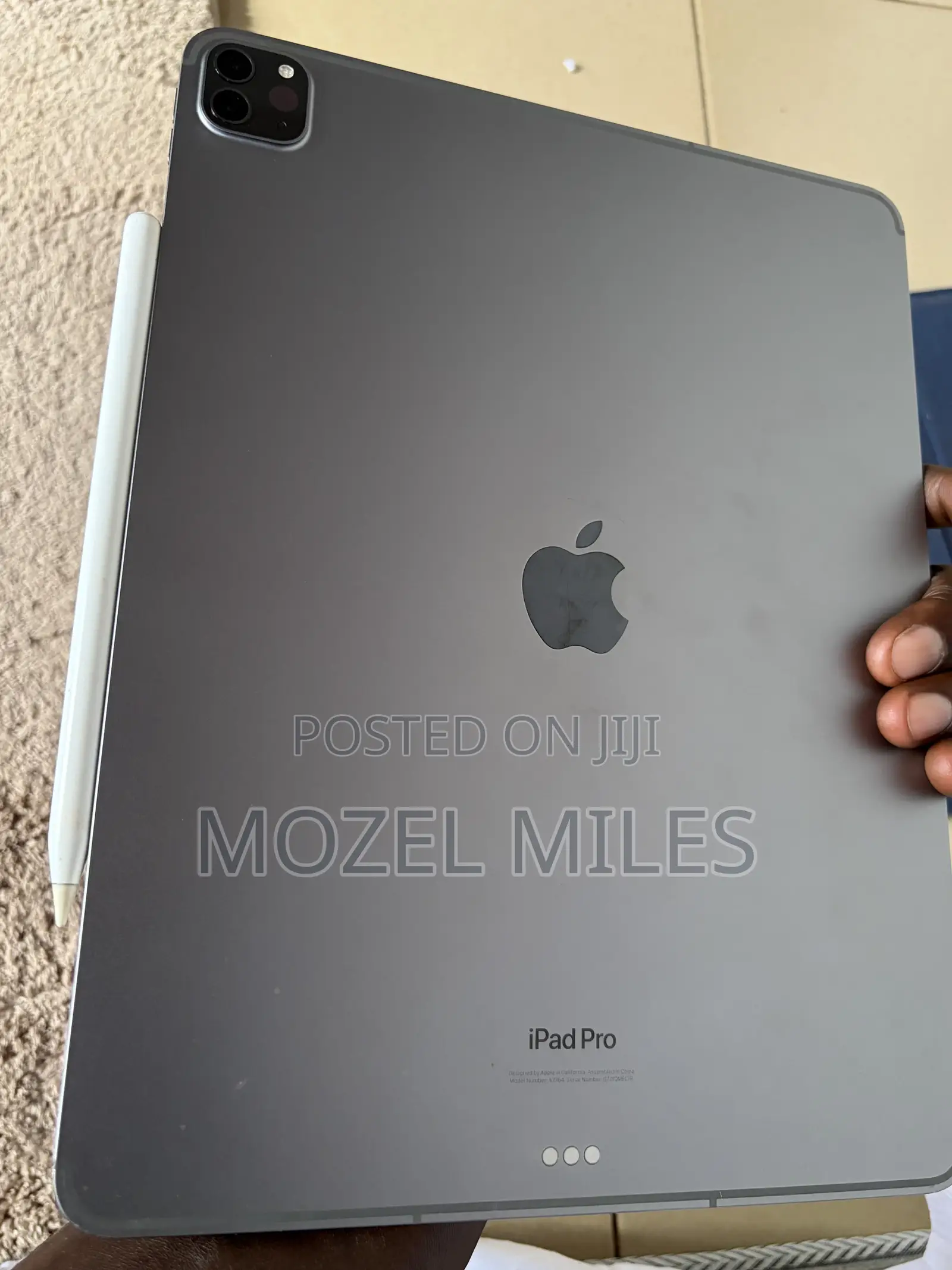 Apple iPad Pro 12.9 (2022) 256 GB Gray