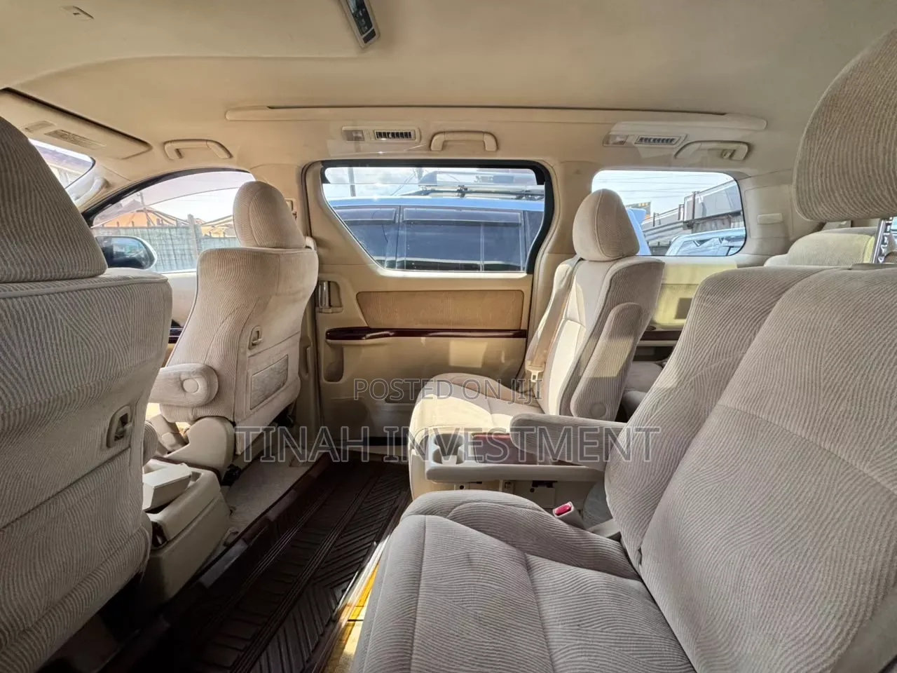 Toyota Alphard 2010 White