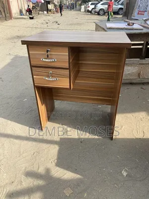 Reading Table 4ft by 2ft