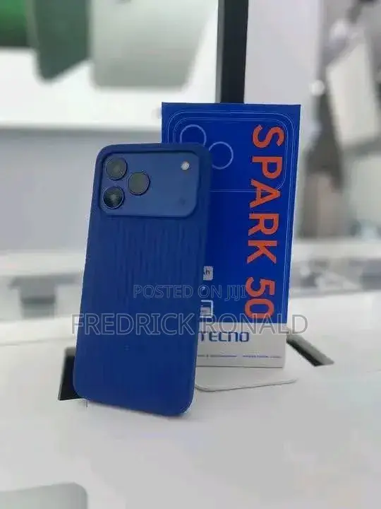 New Tecno Spark 50 128 GB Blue