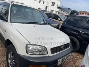 Toyota RAV4 1999 Gray