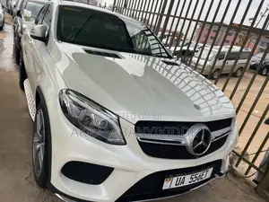 Mercedes-Benz GLE-Class 2017 White