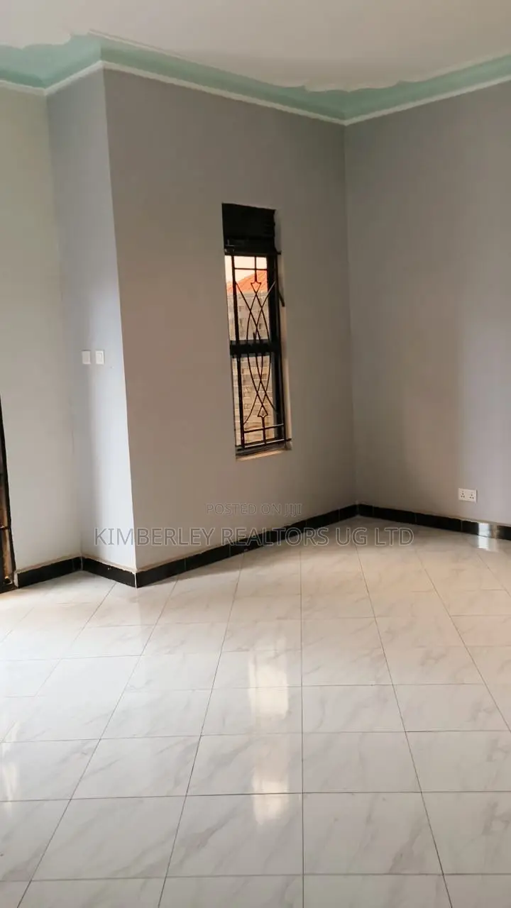 2bdrm Duplex in Division A for sale