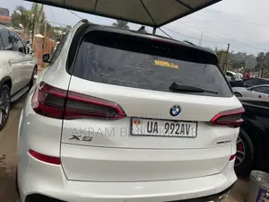 BMW X5 2020 White