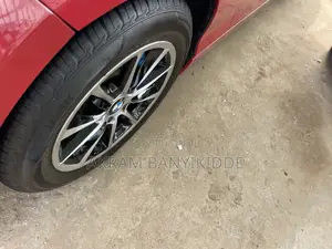 BMW 118i 2016 Red