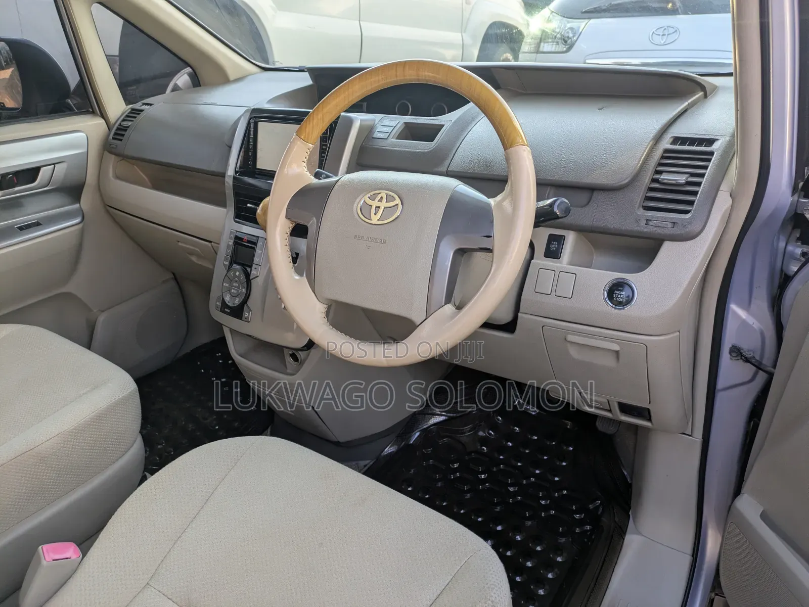 Toyota Noah 2009 Teal