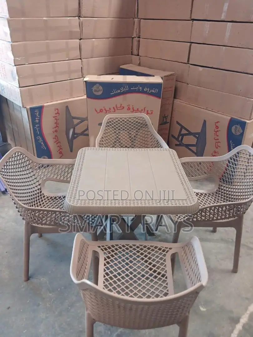 Strong Plastic Table Set With Four Chairs