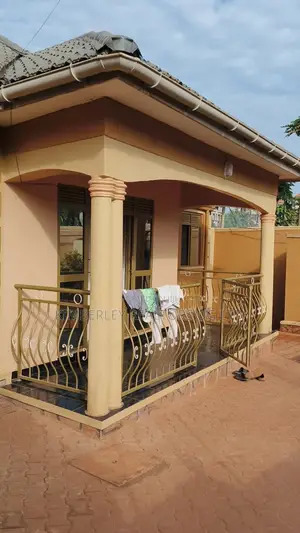 3bdrm House in Division A for sale