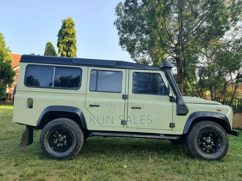 Land Rover Defender 2012 Green