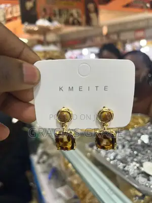 Earring for Women at Good Price