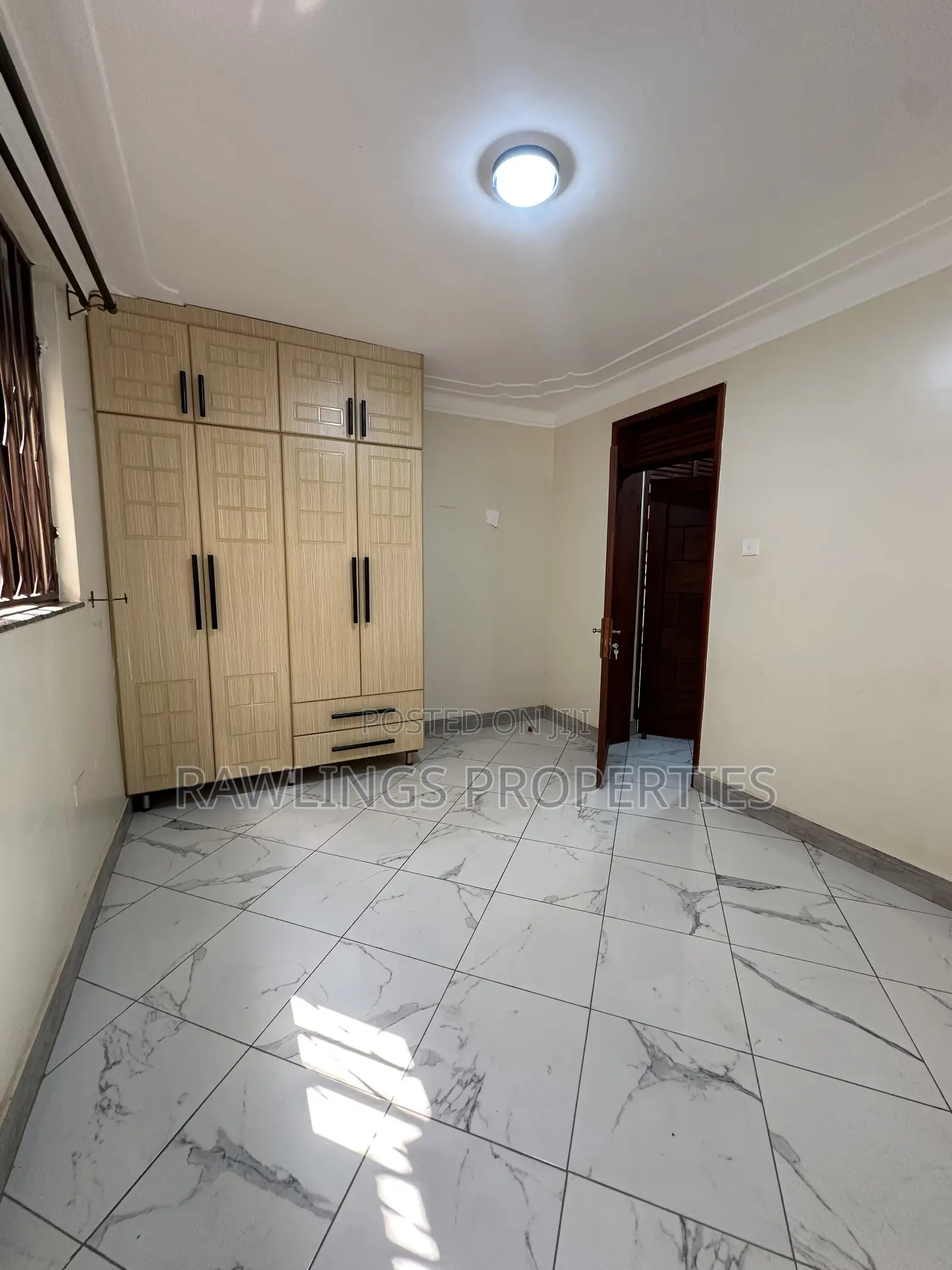 3bdrm Apartment in Bunga, Makindye for rent
