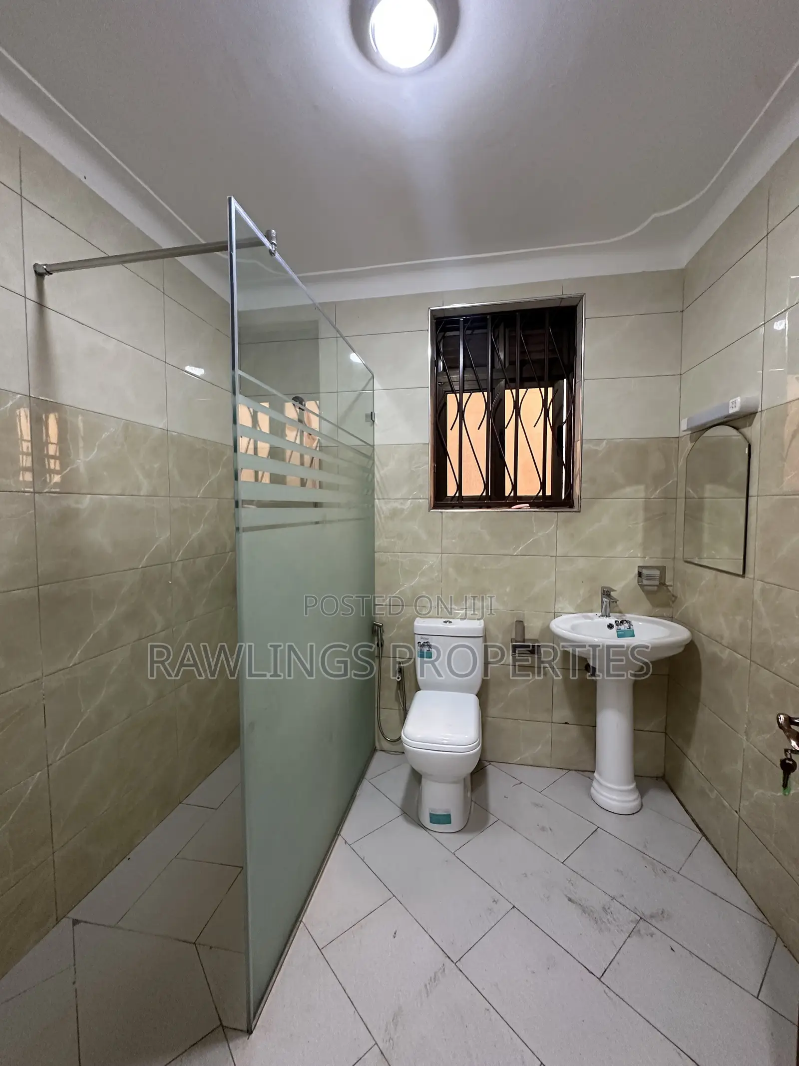 3bdrm Apartment in Bunga, Makindye for rent