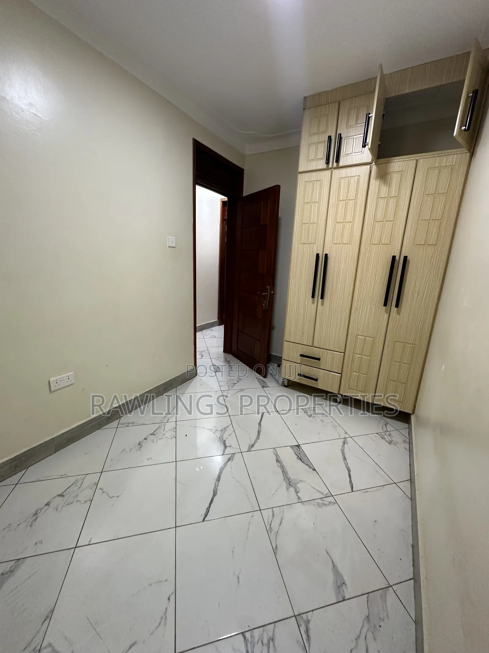 3bdrm Apartment in Bunga, Makindye for rent