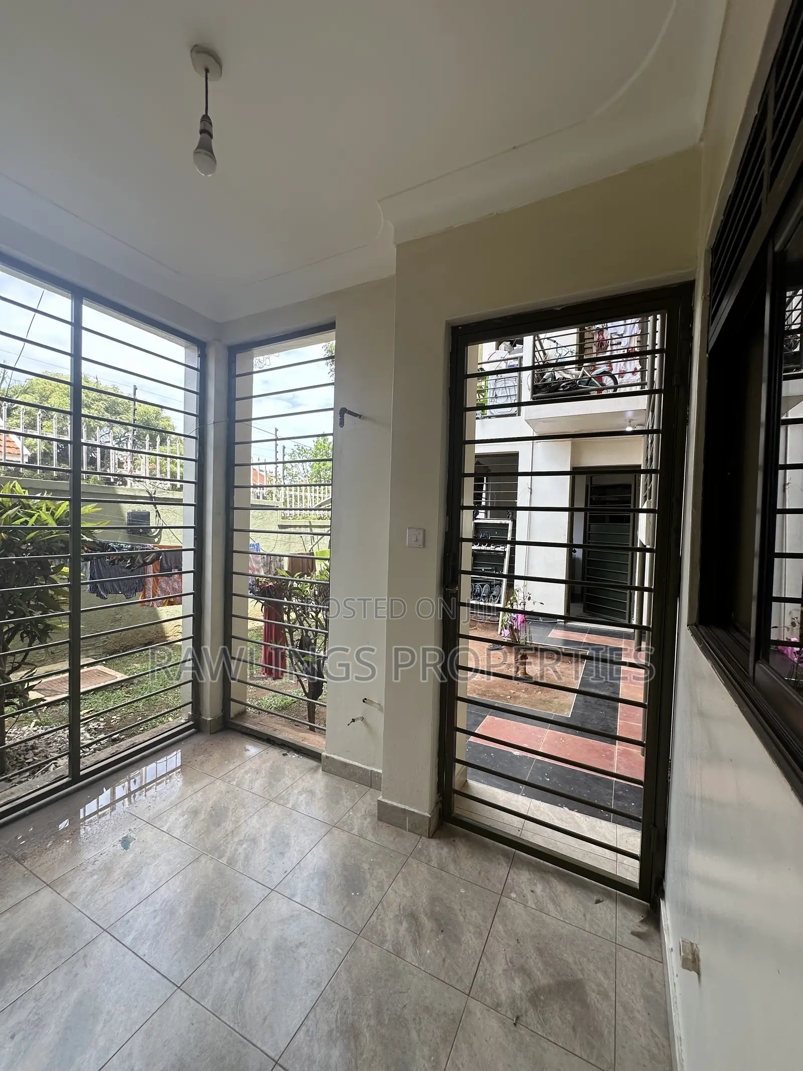 3bdrm Apartment in Kansanga, Makindye for rent