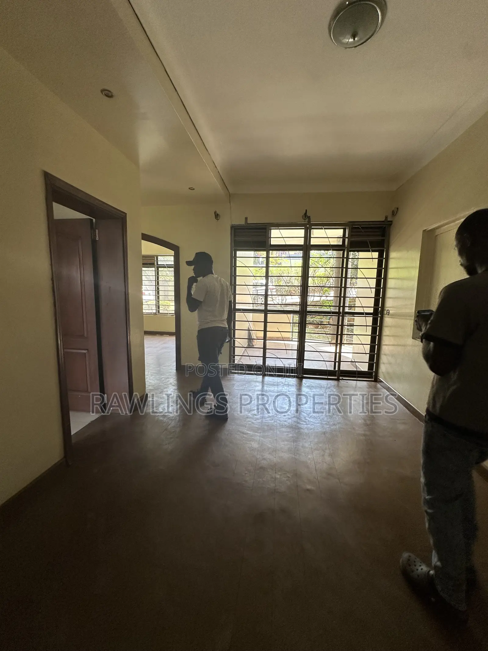 3bdrm Apartment in Kansanga, Makindye for rent