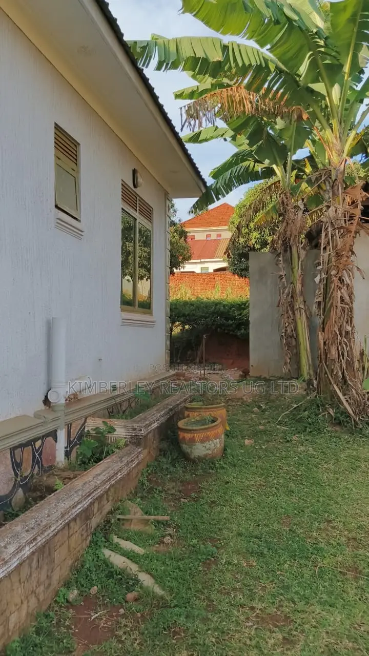 4bdrm House in Division A for sale
