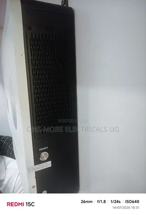 Smart Hybrid Inverter Charger 4000w/24volts