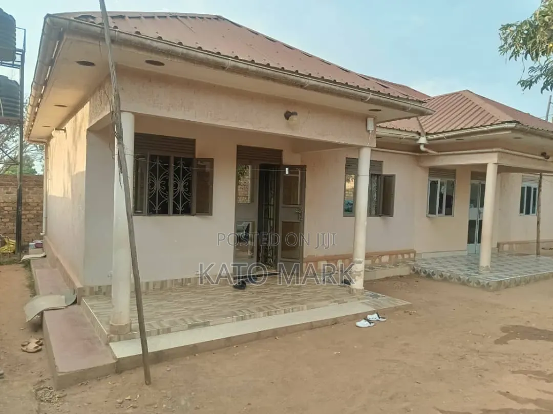 Furnished 2bdrm Block of Flats in Bweyogerere Kiwanga, Mukono TC
