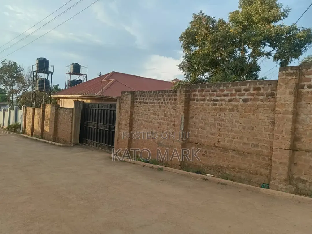 Furnished 2bdrm Block of Flats in Bweyogerere Kiwanga, Mukono TC