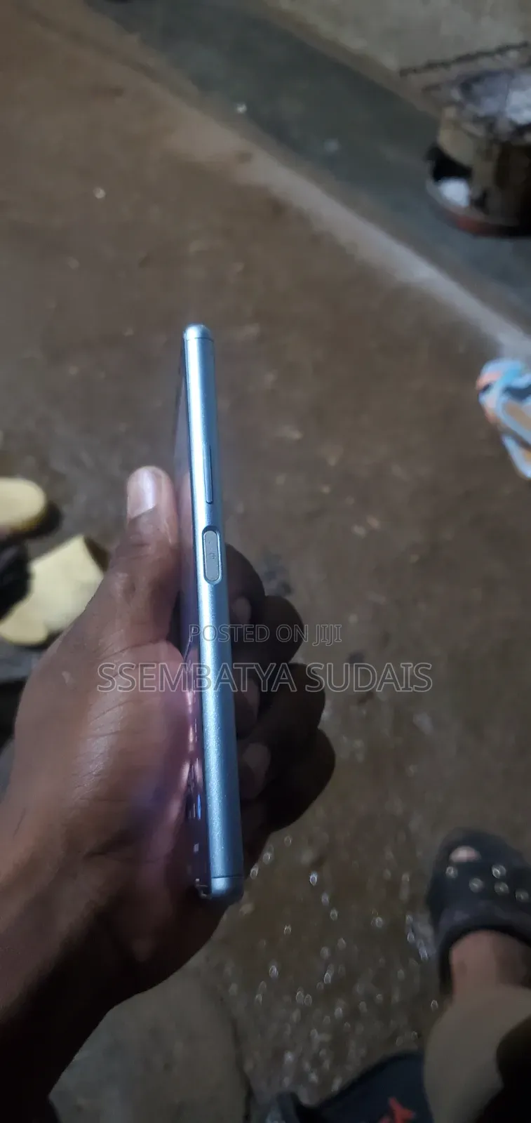 Sony Xperia 8 SOV42 64 GB Blue