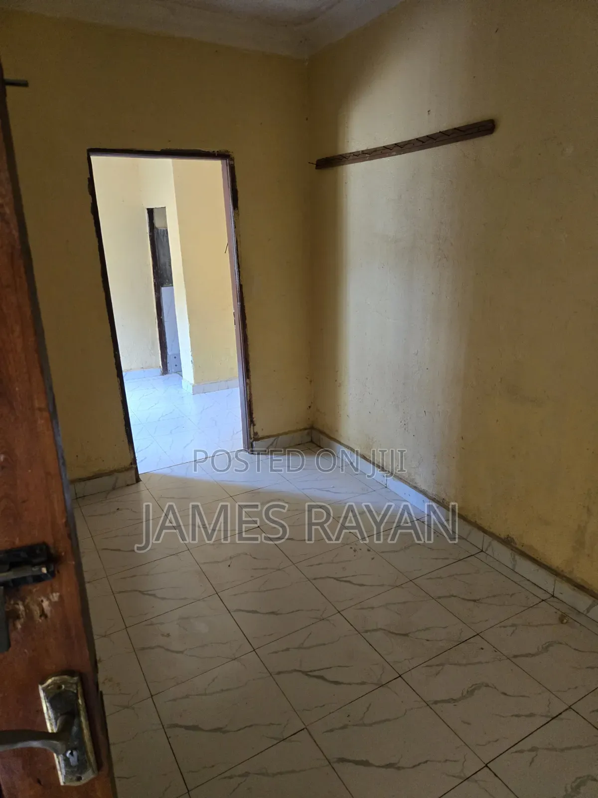 2bdrm House in Semyalo, Central Division for rent